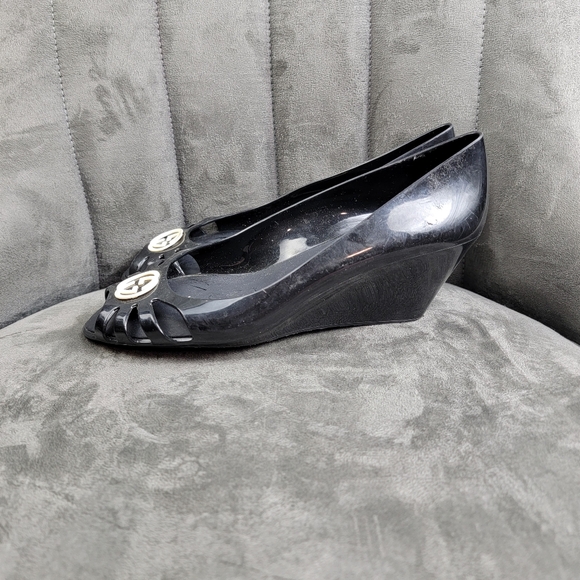 Gucci Shoes - Gucci Jelly Rubber Pumps Women's Size: 38